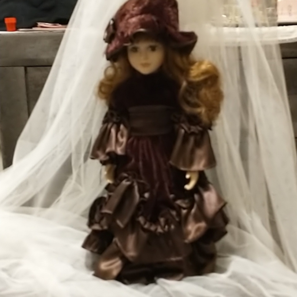 Collectable Doll on Stand!